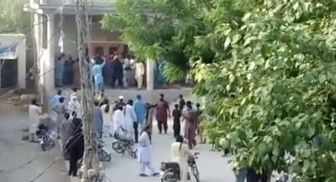 Pakistan’da sekiz yaşındaki çocuğa ‘dine hakaret’ suçlaması. Siz bu konuda ne düşünüyorsunuz?