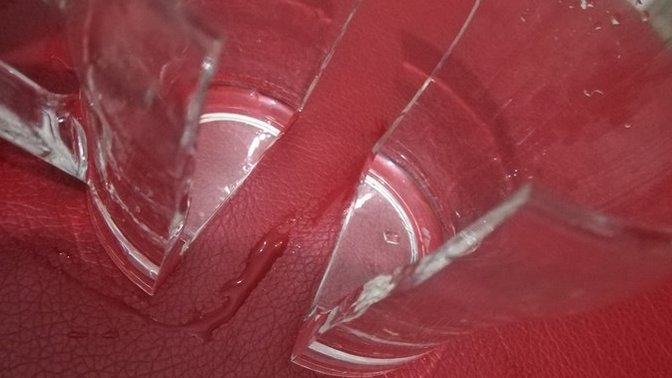 Çay koyarken bardak çatlaması ne anlama gelir?