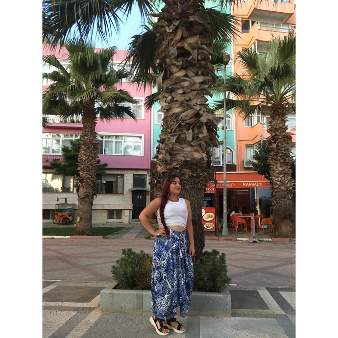 Bugün hoşlandığım adamın yanından böyle geçtim, ilgisini çekmiş midir?