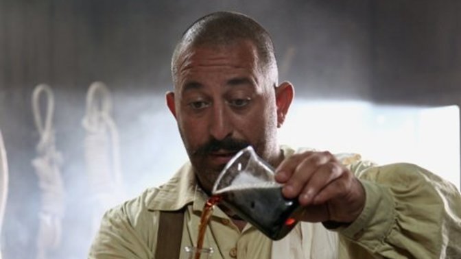 Hangi oyuncunun yapımları favoriniz? Cem Yılmaz&Şahan Gökbakar?