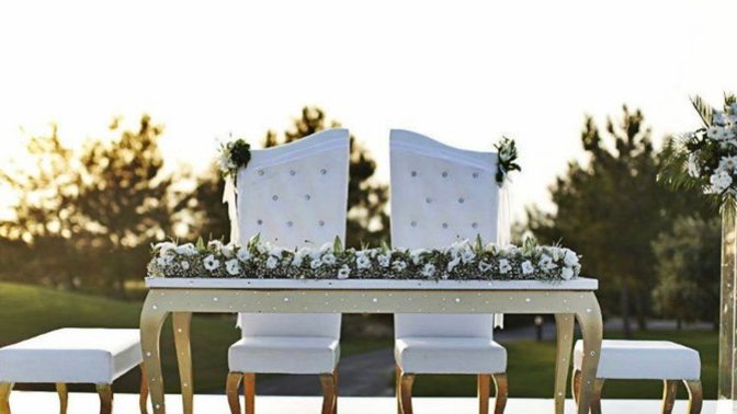 Eşiniz olacak kişi aceleci davranıp nikah masasında size dokunmak istese ne yaparsınız?