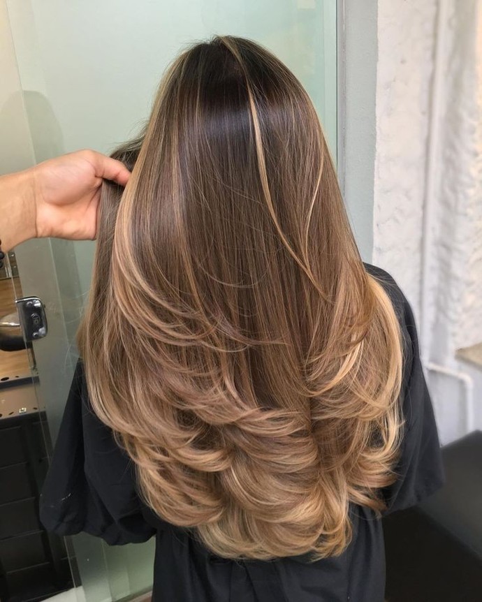 Kadınlara en çok yakıştırdığınız saç modeli hangisi?