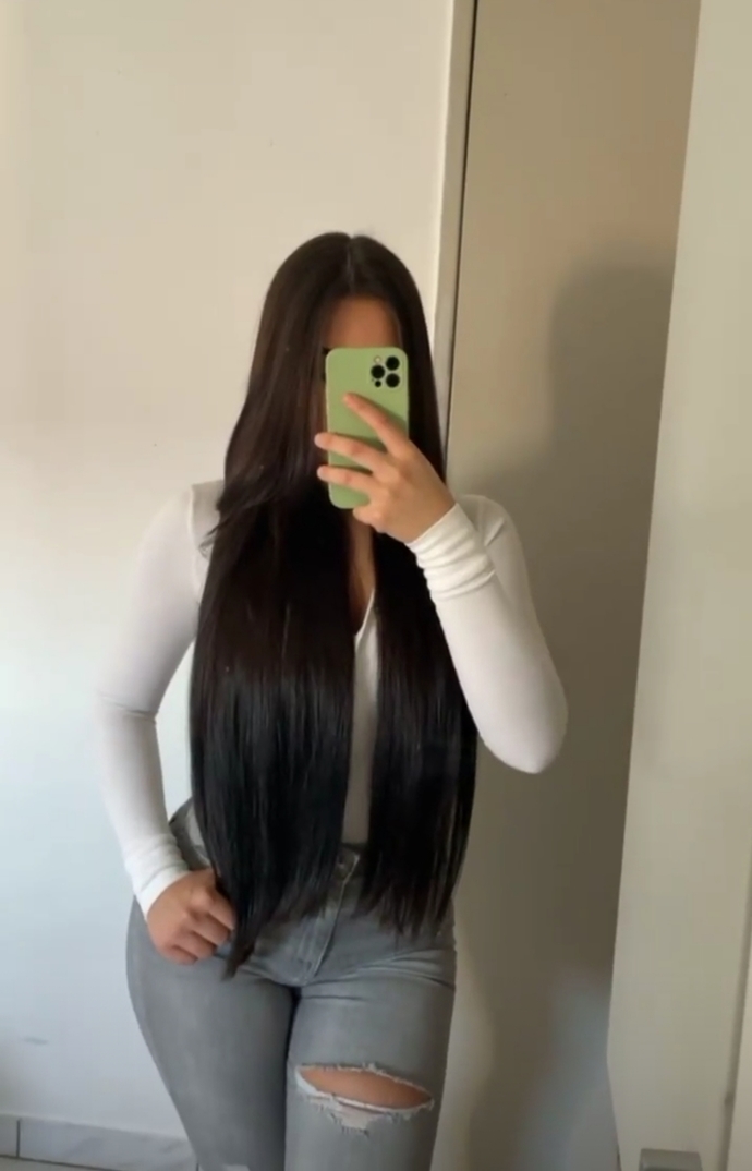 Alla Perkova 165 cm'lik saçlarıyla gerçek hayattaki Rapunzel olarak tanınıyor! Peki siz saçınızı en fazla ne kadar uzatabilirsiniz?