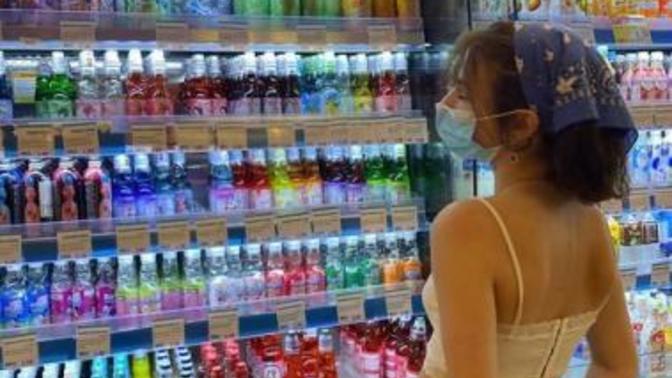 Süpermarkette 1 gece mahsur kalsan en çok ne yersin?