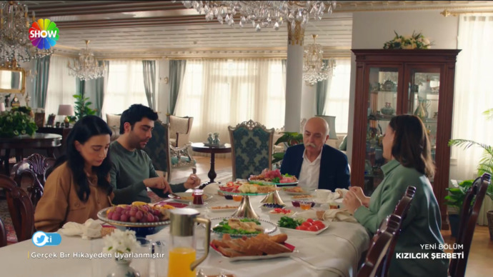 İhtişamlı bir sofra hazırlamak istiyorum. Menümde neler olmalı?