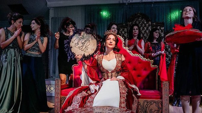 Kına yakmak güzelliği bozar mı?