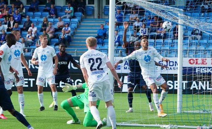 Avrupa liginde 1-1 biten maçta Trabzonspor Moldeyi penaltılarla 4-3 yenerek bir üst tura yükseldi! Maçı nasıl buldunuz?
