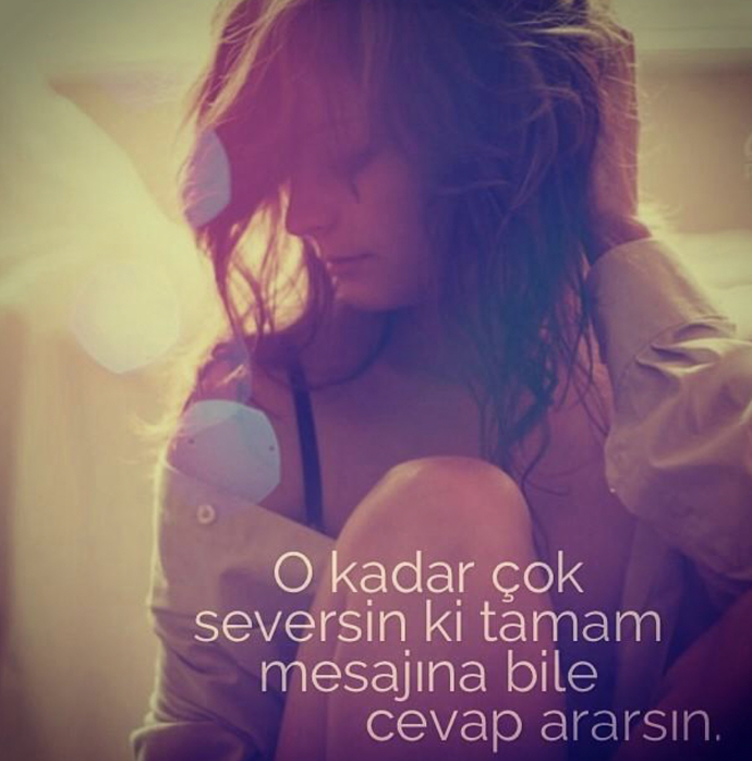 Tamam mesajına bile cevap yazan partner gerçekten seviyor mudur?