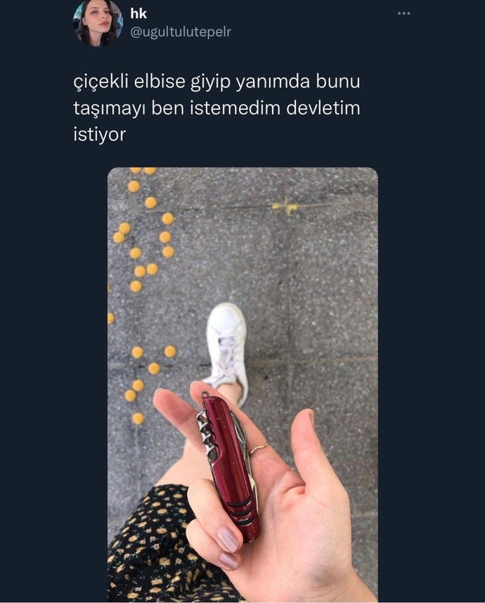 Türkiyede kadınlar çantasında kesici alet bulundurmak zorunda mı?