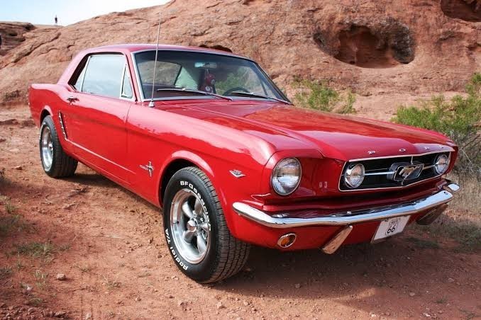 Gerçek bir Ford ve Mustang/Shelby hayranıyım. Sizin hayran olduğunuz arabalar neler?