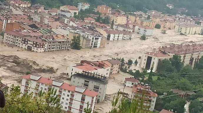 Doğu Karadeniz için kuvvetli yağış uyarısı yapıldı. Sellerden korunmak ve kurtulmak için ne gibi çözümler olmalı?
