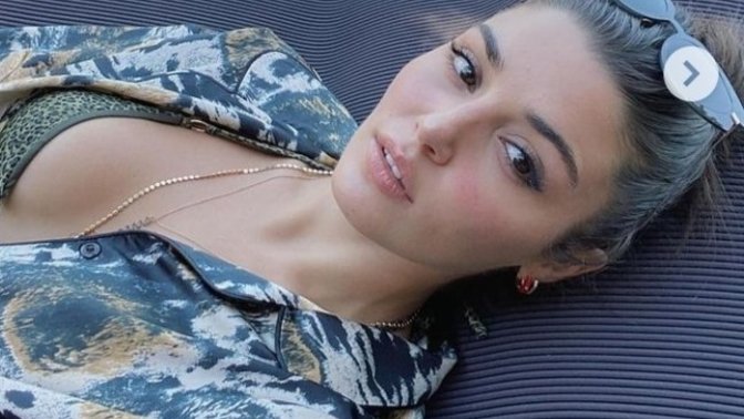 Hande Erçel sizce de çok itici değil mi?