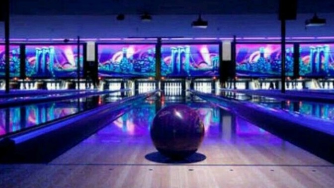 Bowling topları sizce ağır mı?