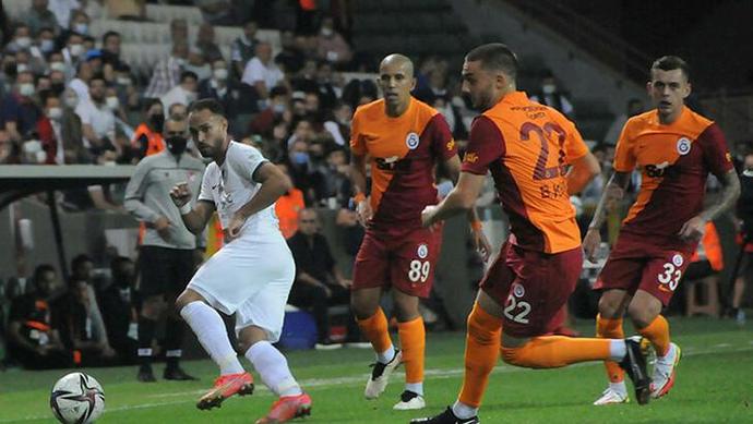 Giresunspor 0 Galatasaray 2! Marcao takım arkadaşı Kereme kafa atarak kırmızı kart gördü! Sizce bu kepazeliğin sorumlusu kim?