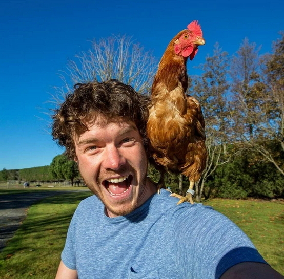 Gezerken sürekli selfie çeken arkadaştan soğur musunuz?