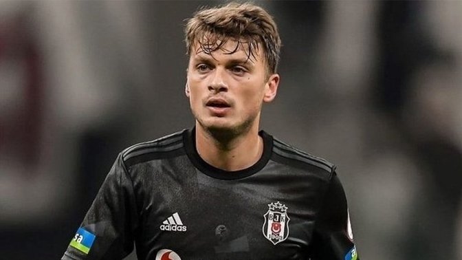 Beşiktaş da Adem Ljajić 2. kez kadro dışı bırakıldı! Sizce Ljajić takımdan gönderilmeli midir?