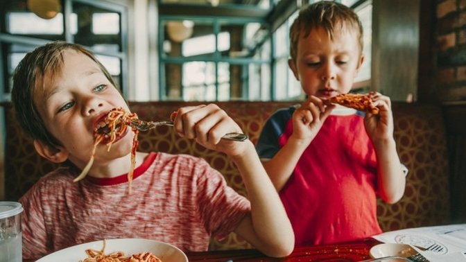 Bazı restoranların konsept olarak çocuk kabul etmemesi hakkında ne düşünüyorsunuz?