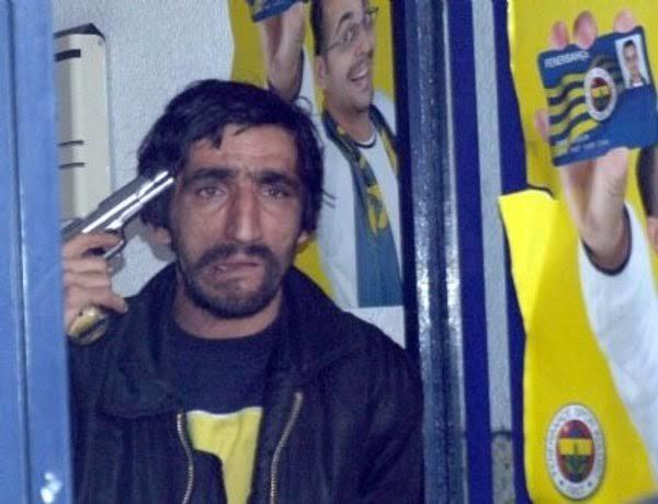 Eski sevgilim ayrıldı benden o ayrıldıktan birgün sonra onun çok yakın arkadaşı olduğunu öğrendiğim kişi bunlarıyazdısizceomuyazdr?