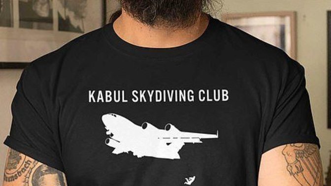 Uçaktan düşerek ölen Afganlarla dalga geçtiler 'Kabil Paraşütle Atlama Kulübü'! İnsanlık bu kadar mı yerlere düştü?