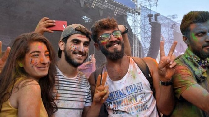 Festivallere gitmeyi sever misiniz?