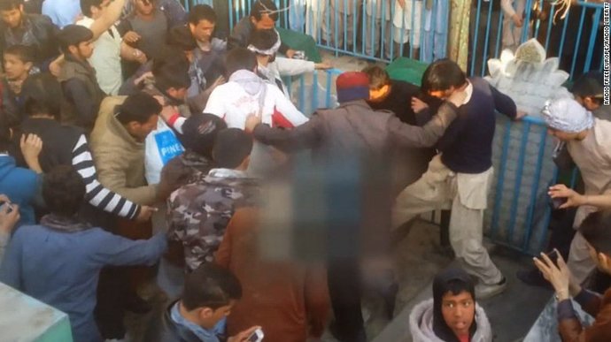 Afganistan farkhunda olayını unutan  var mı ve şimdide afganistanlılar bizim ülkemizde yazık?