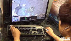 Oyunları WASD ile mi oynarsınız yön tuşları ile mi?