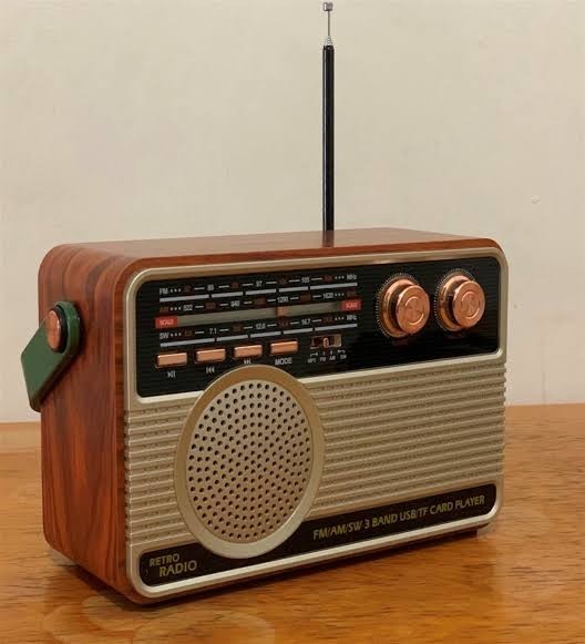 Radyo dinlemeyi sever misiniz? Hangi radyo istasyonunu dinliyorsunuz?