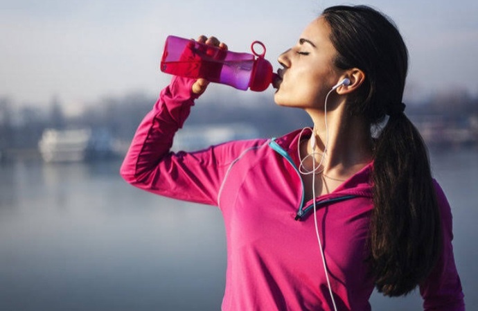 Ödem nasıl atılır? En iyi ödem attırıcı çay ve detokslar nelerdir?