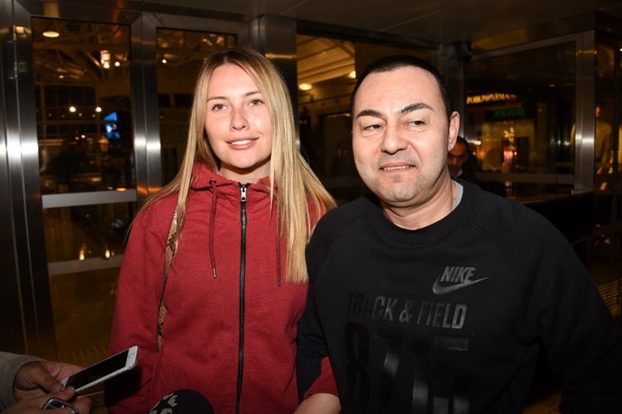 Serdar Ortaç, beş yıl evli kaldığı model hakkında Nafaka verdiğim için pişmanım. dedi. Ne düşünüyorsunuz?