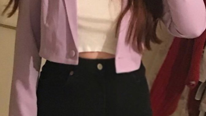 İki kombinimden birini benim için seçer misiniz 😊?