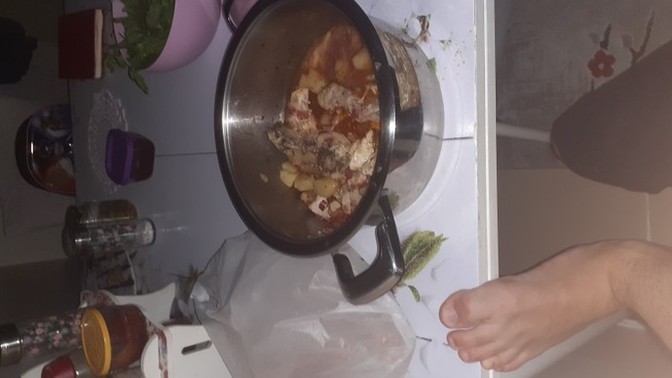Yemek yiyorm  yok mu. bi afiyet olsun?