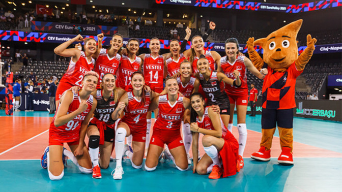 Voleybolda en sevdiğiniz oyuncu ve takım kim?