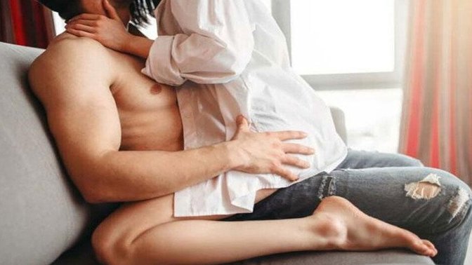 Cinsellik i̇stemeyen i̇steksiz bir partnerle evlenir miydiniz?
