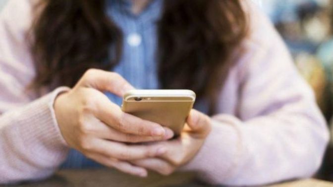 Liselerde telefon yasak mı?