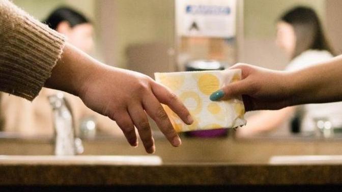 Birinden ped isterken neden hala bunu gizli yapmaya çalışıyoruz?