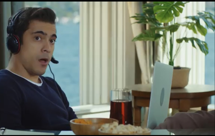 Sürekli oyun oynayan sevgili ya da eşi nasıl yola getirirsiniz?