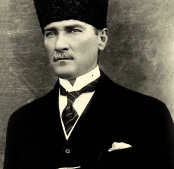 #NiceZaferlere dediğimiz 30 Ağustos Zafer Bayramı'nın 99. yıl dönümünde kahramanlarımıza ne söylemek istersin🇹🇷?