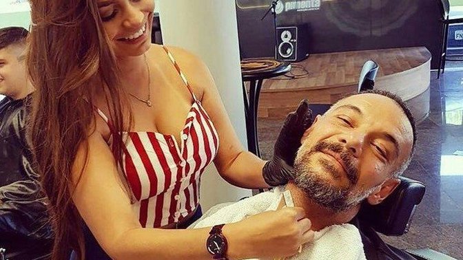 Kadınlar Türkiye şartlarında erkeklerin sakal tıraşını yapabilir mi?