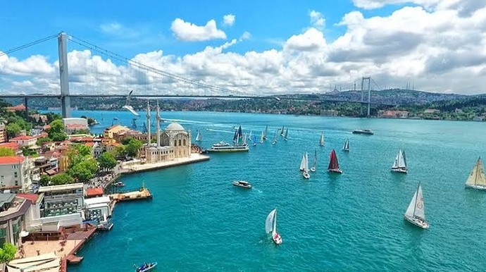 İsveçte yaşıyorum ama Türkiyeyi mumla arıyorum. Neden Türkiyede yaşayanlar memnun değil?