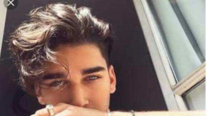 Baby face hatlara sahip erkekler sakal bırakmalı mı?