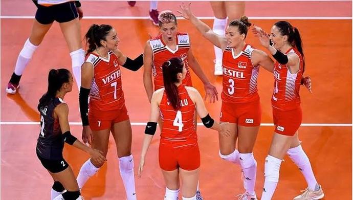 Avrupa Voleybol Şampiyonasında rakibimiz Çekya oldu! Türkiyeden şampiyonluk bekliyor musunuz?