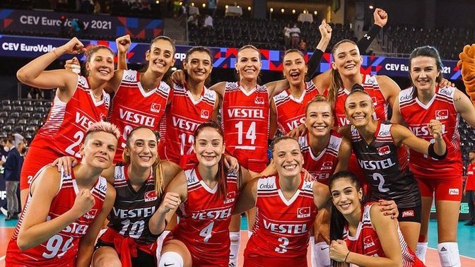 Avrupa Voleybol Şampiyonası'nda rakibimiz Çekya oldu! Türkiye'den şampiyonluk bekliyor musunuz?