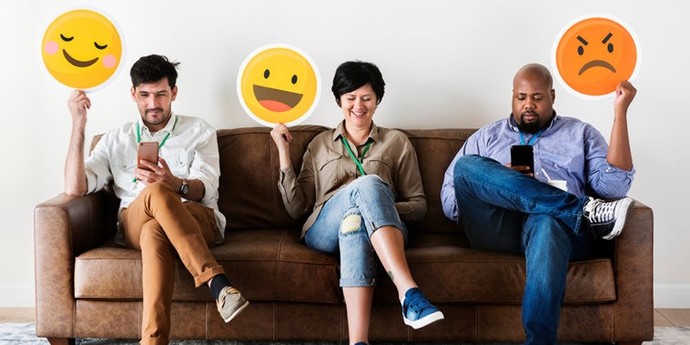 Burcuna göre hangi emojisin?