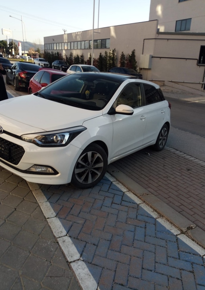 Türkiye'de 180 bin TL'ye TOFAŞ satıldı! Paranız olsa alır mıydınız?