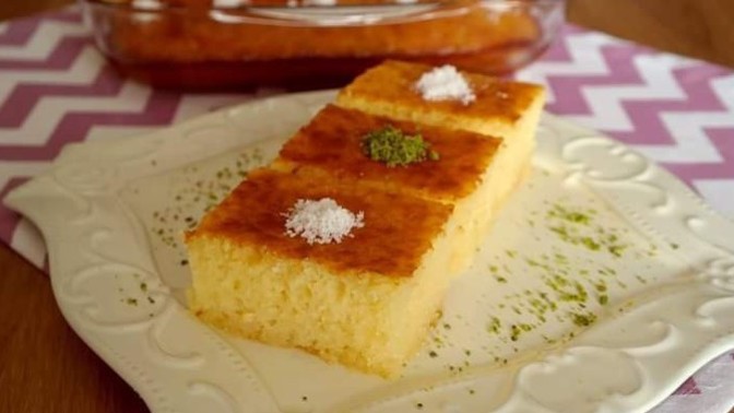 Hem kolay hem lezzetli ama maharet gerektiren bir tatlı tarifi revani tatlısı sizce de güzel değil mi?