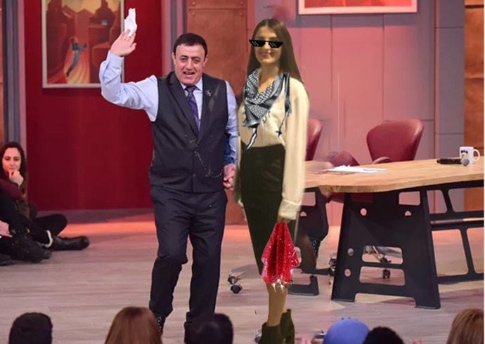 Mahmut Tuncer’e katıldım. Birlikle hangi şarkıyı söylememizi istersiniz?