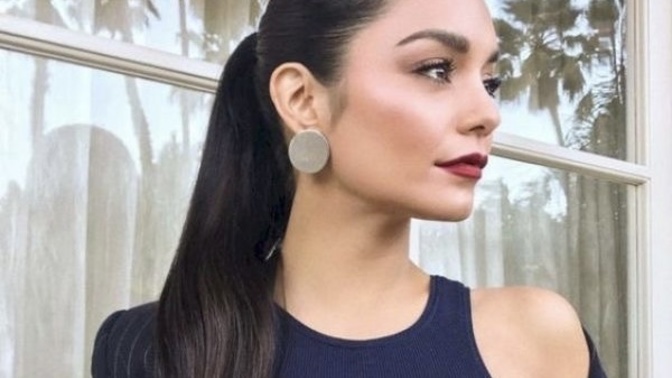 Sizce bir kadını en çekici gösteren saç modeli hangisidir?