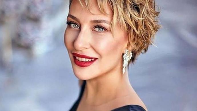 Gülse Birsel ile Taylor Swifti benzeten bir ben miyim?