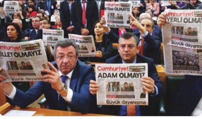 Neden hiç delikanlı erkek yok?
