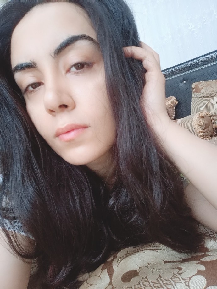 Sizce ben erkek arkadaşımın yakın erkek arkadaşına ne halt çeviriyor acaba deyip fake üzerinden yazmış mıyımdır?